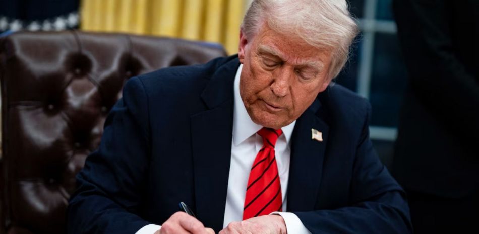 Trump, le sorcier de la paix : un cessez-le-feu à Gaza avec un stylo magique ?